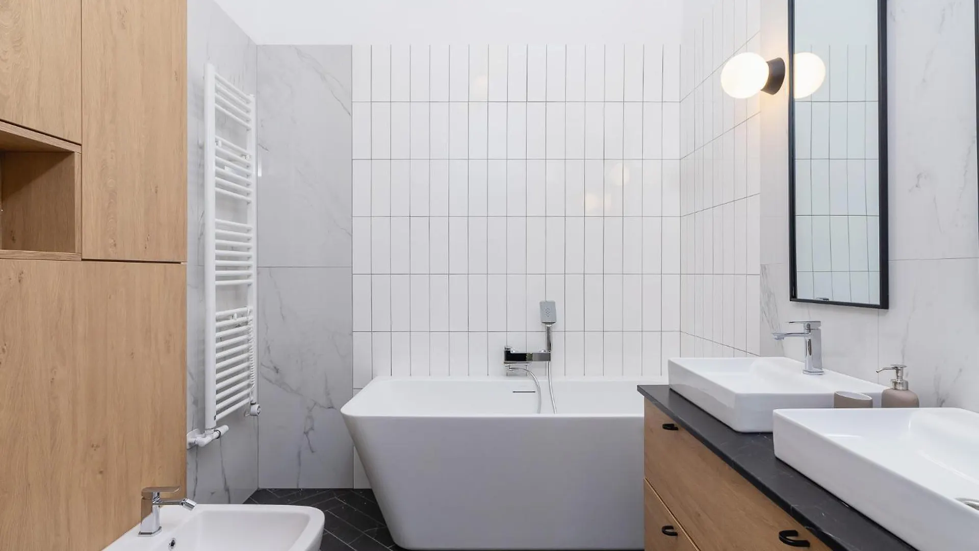 3 Bedroom Apartment - Rejtana 10 Cracóvia 0*,  Polónia