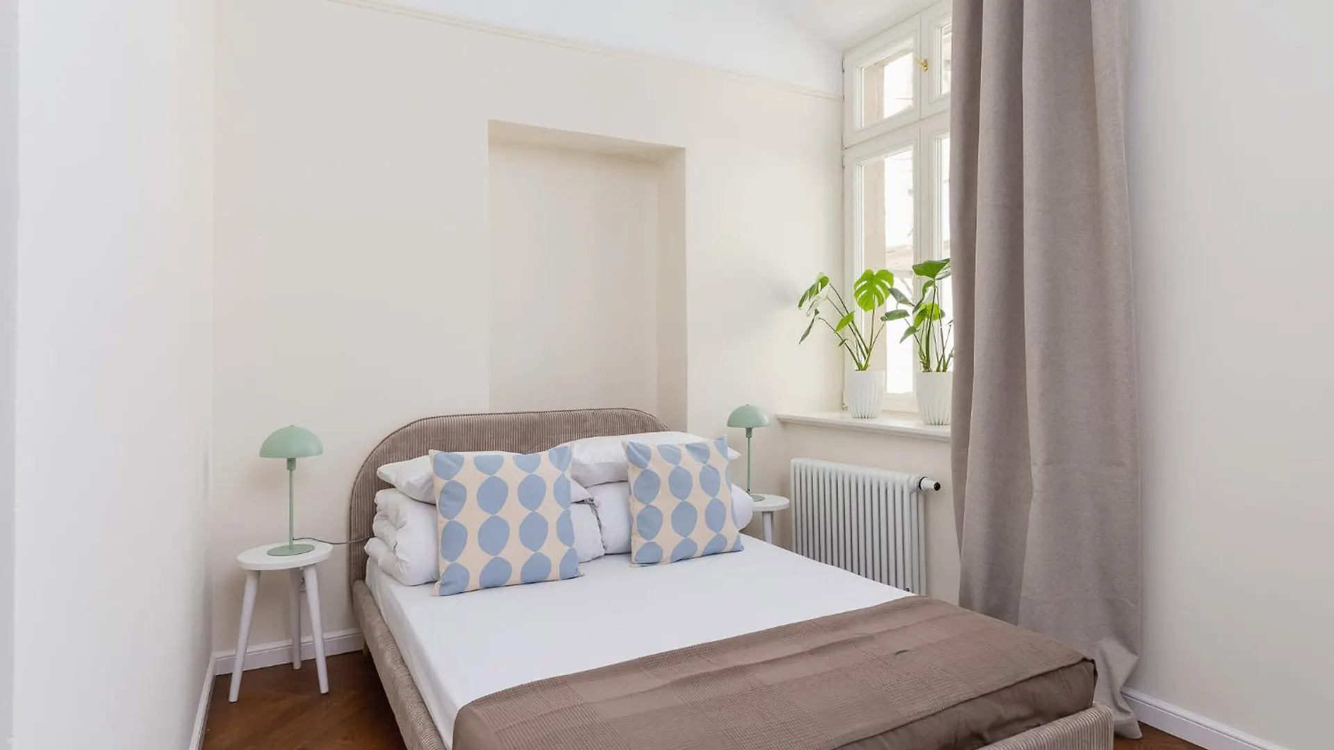 3 Bedroom Apartment - Rejtana 10 Krakow 0*,  Poland